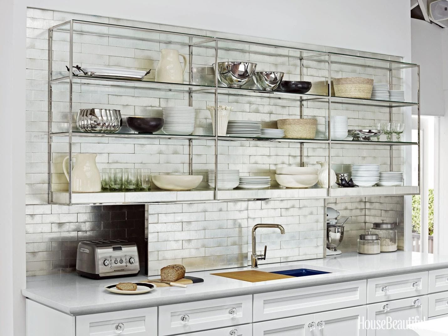Update Your Kitchen Without Renovating With These 7 Tips & Tricks
